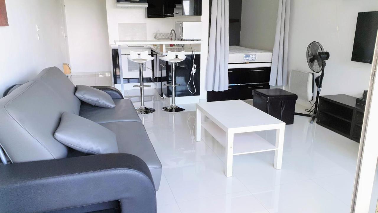Apartment Hotel Vue Mer A 100 Metres Des Plages Etage 5 빌뇌브루베 외부 사진